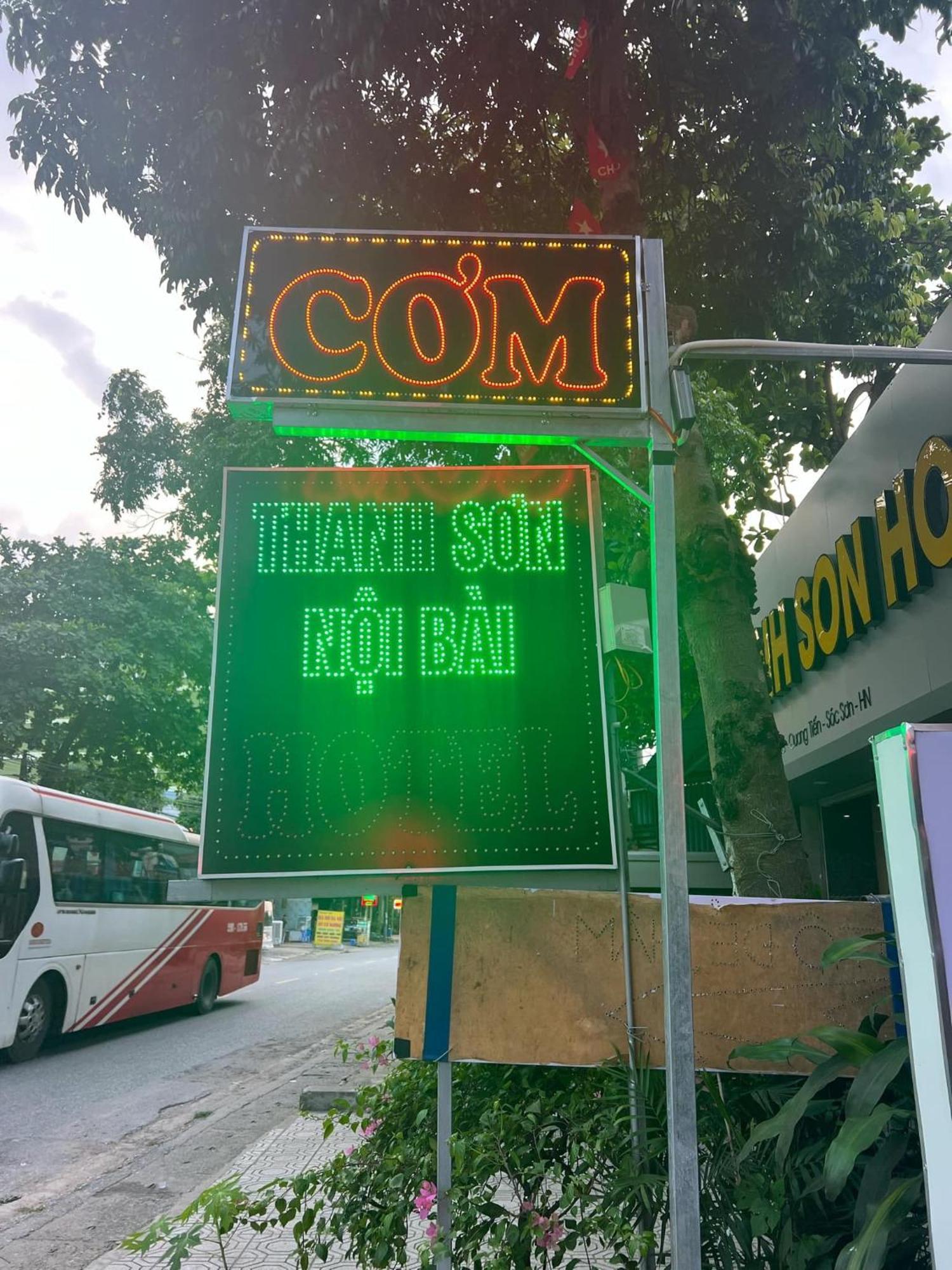 Khach San Thanh Son Noi Bai Hanoi Bagian luar foto
